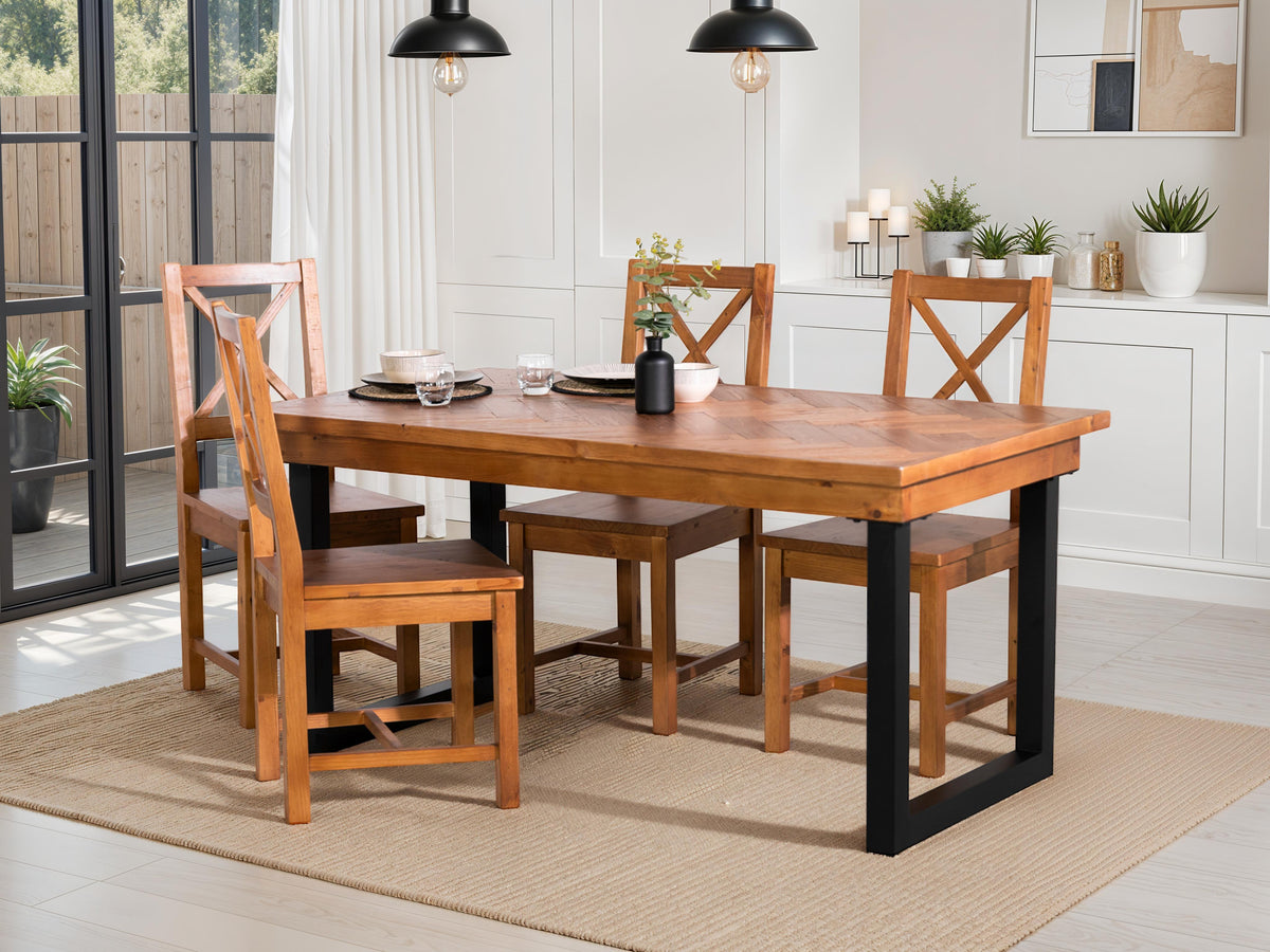 Fixed Top Dining Table Size Guide: Seating, Room Space and Clearances