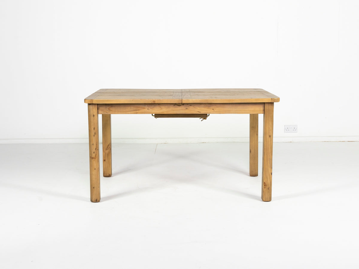 Exeter Extendable Dining Table (140cm - 180cm)