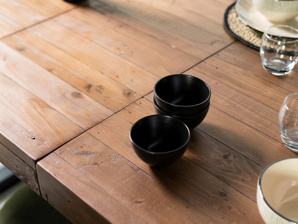 Brooklyn Extendable Dining Table (140cm - 180cm) & Dining Bench