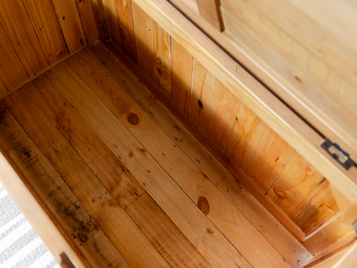 Exeter Blanket Box