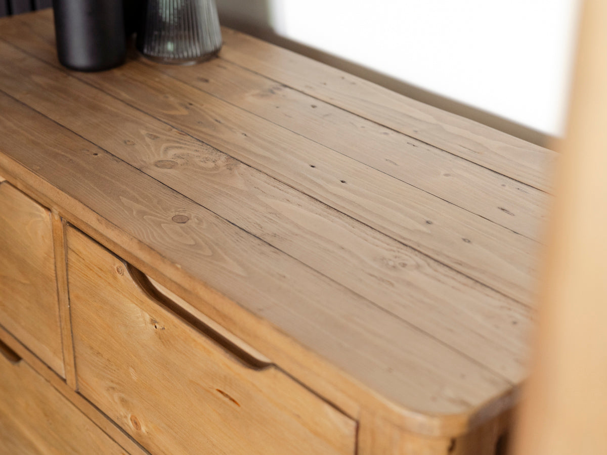 Exeter 5 Drawer Wide Chest