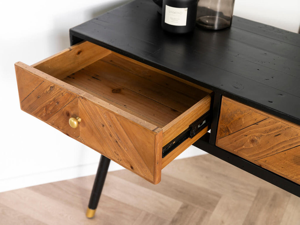 Mode Console Table