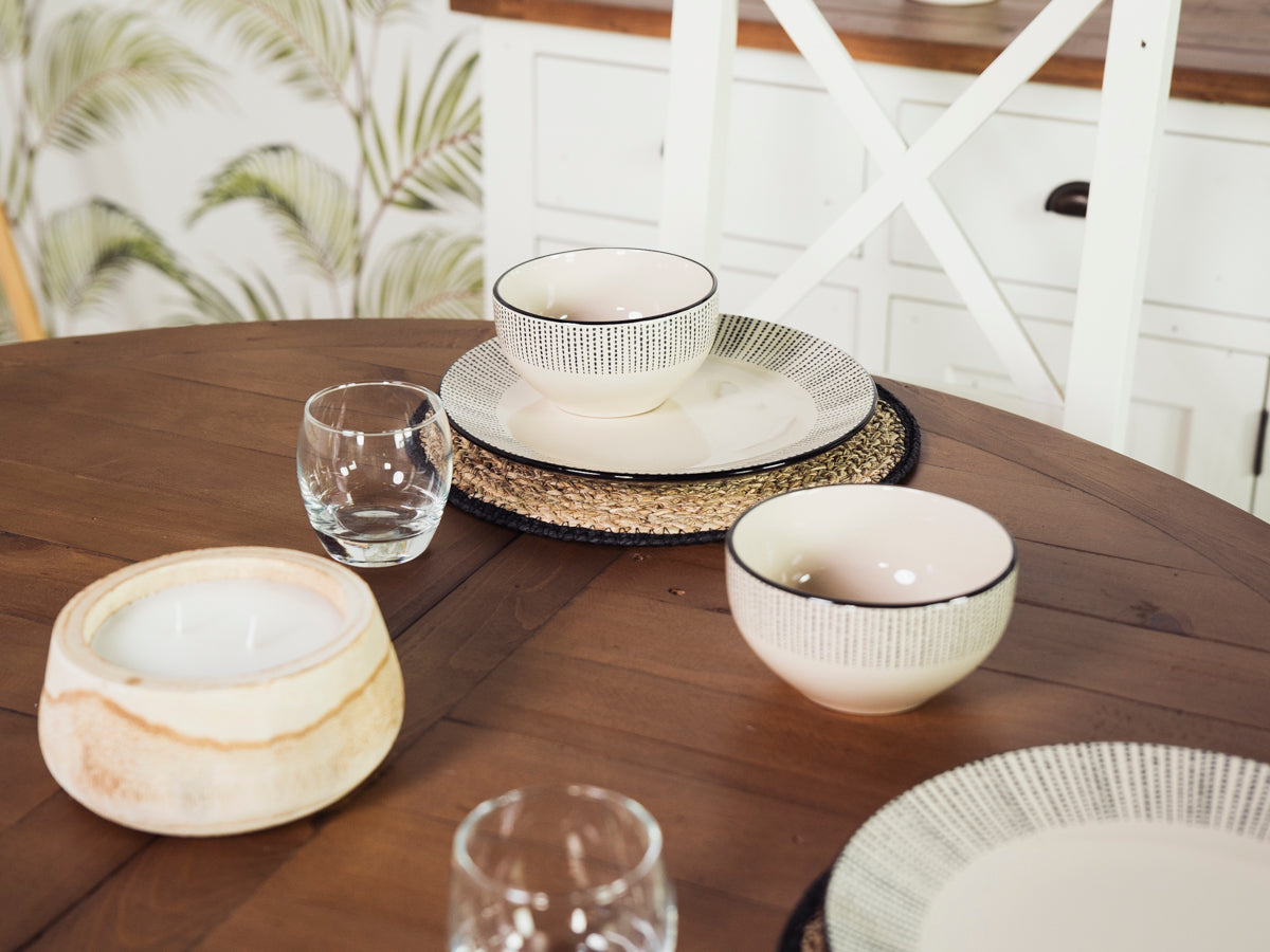 Devon Extendable Round Dining Table (120cm - 160cm)