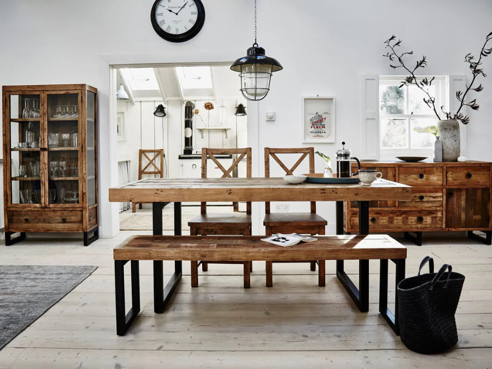 The Complete Guide to Reclaimed Wood Furniture