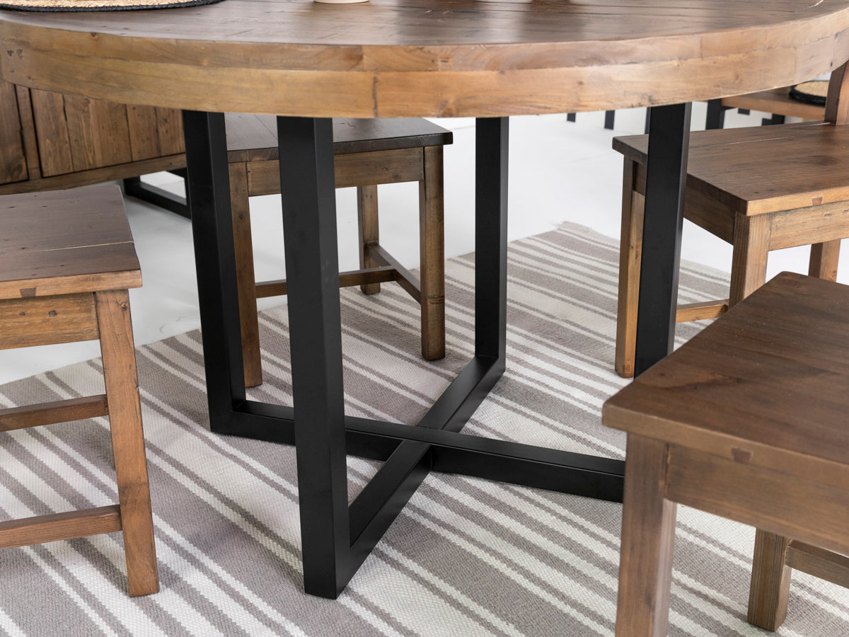 Brooklyn Round Dining Table & Brooklyn Dining Chairs