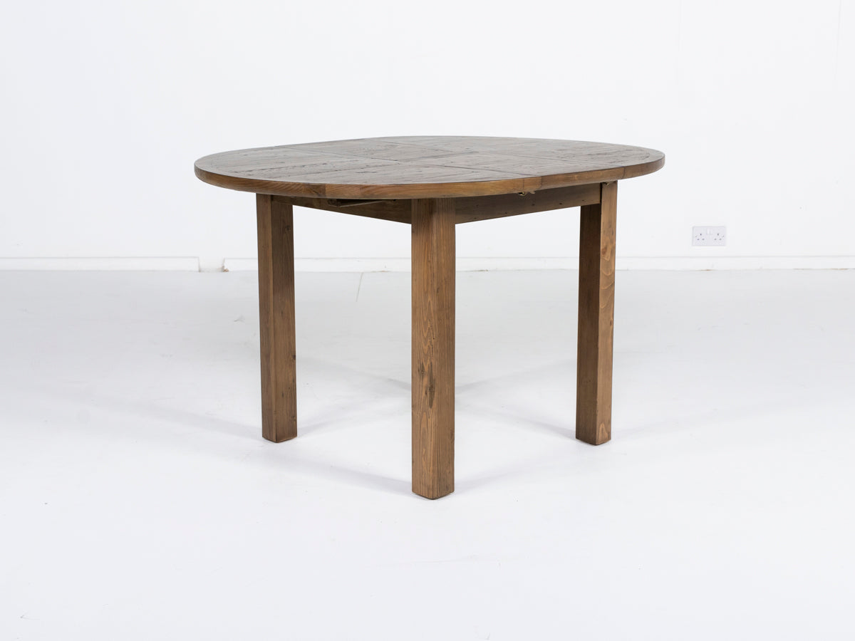 Brooklyn Round Extendable Dining Table