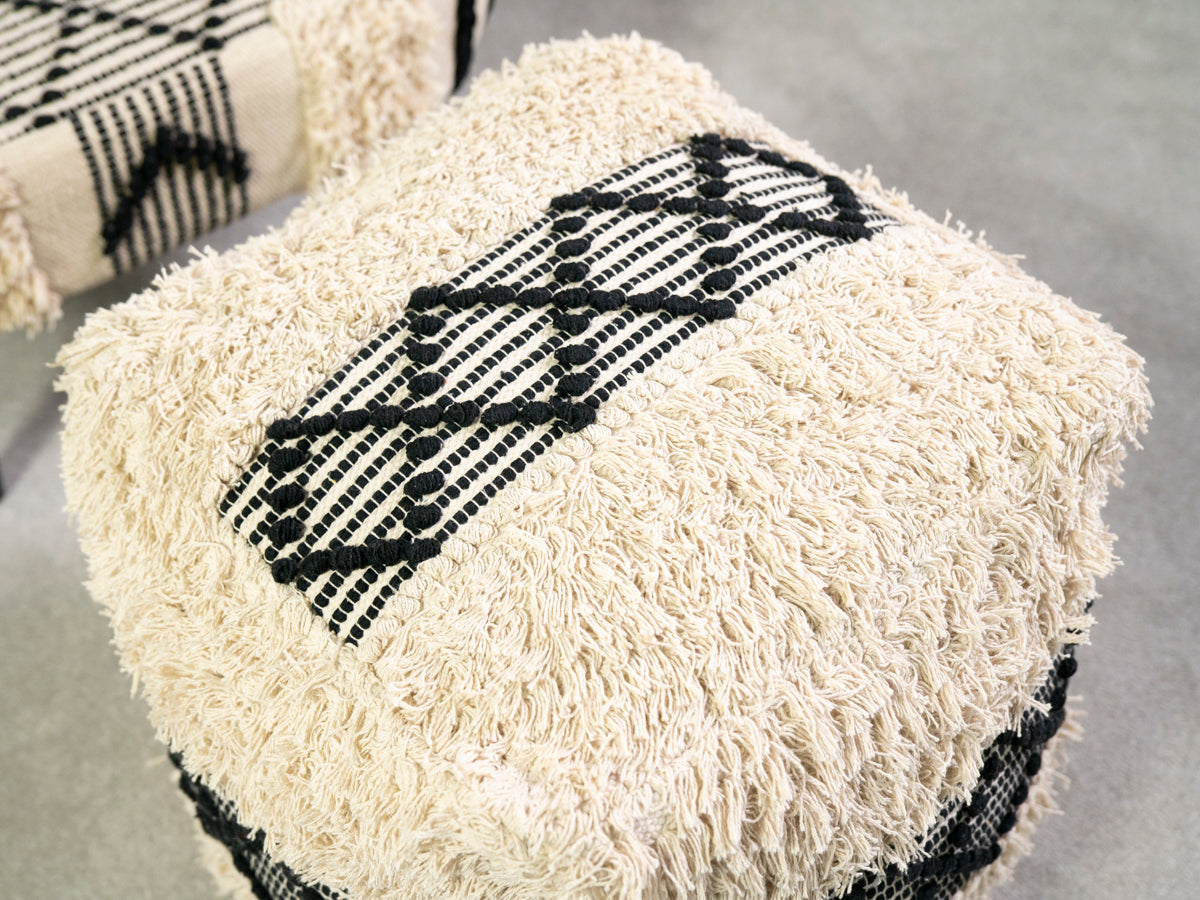 Seema Kantha Pouffe