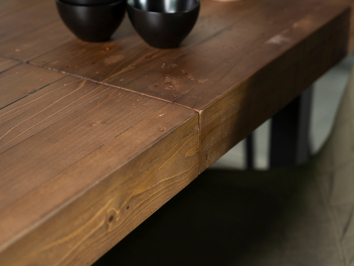 Brooklyn Extendable Dining Table (140cm - 180cm) & Dining Bench
