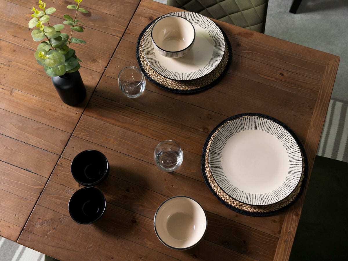 Brooklyn Extendable Dining Table (140cm - 180cm) & Dining Bench