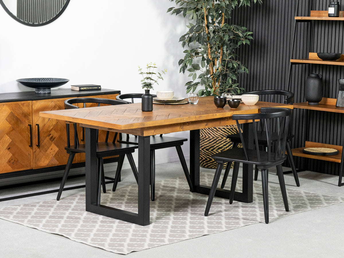 Tulsa Extendable Dining Table (140cm - 180cm) & Bogart Dining Chairs