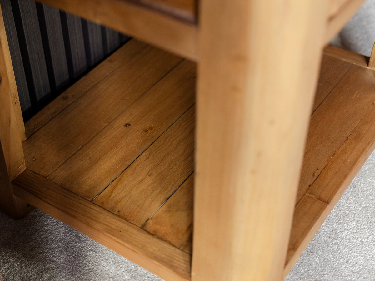 Exeter 1 Drawer Bedside Table