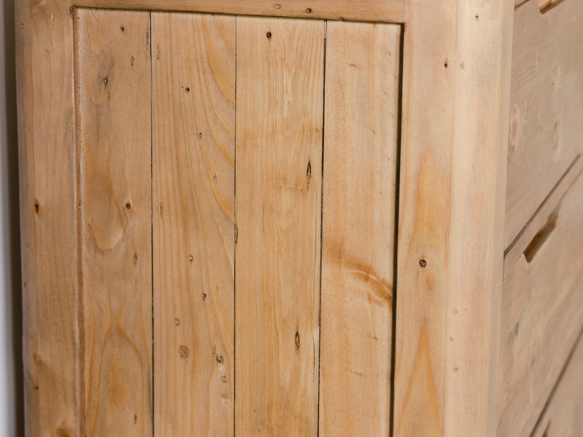 Exeter 5 Drawer Wide Chest