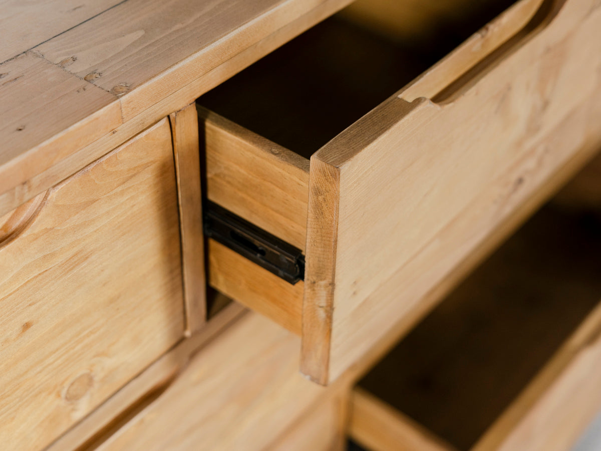 Exeter 7 Drawer Wide Chest