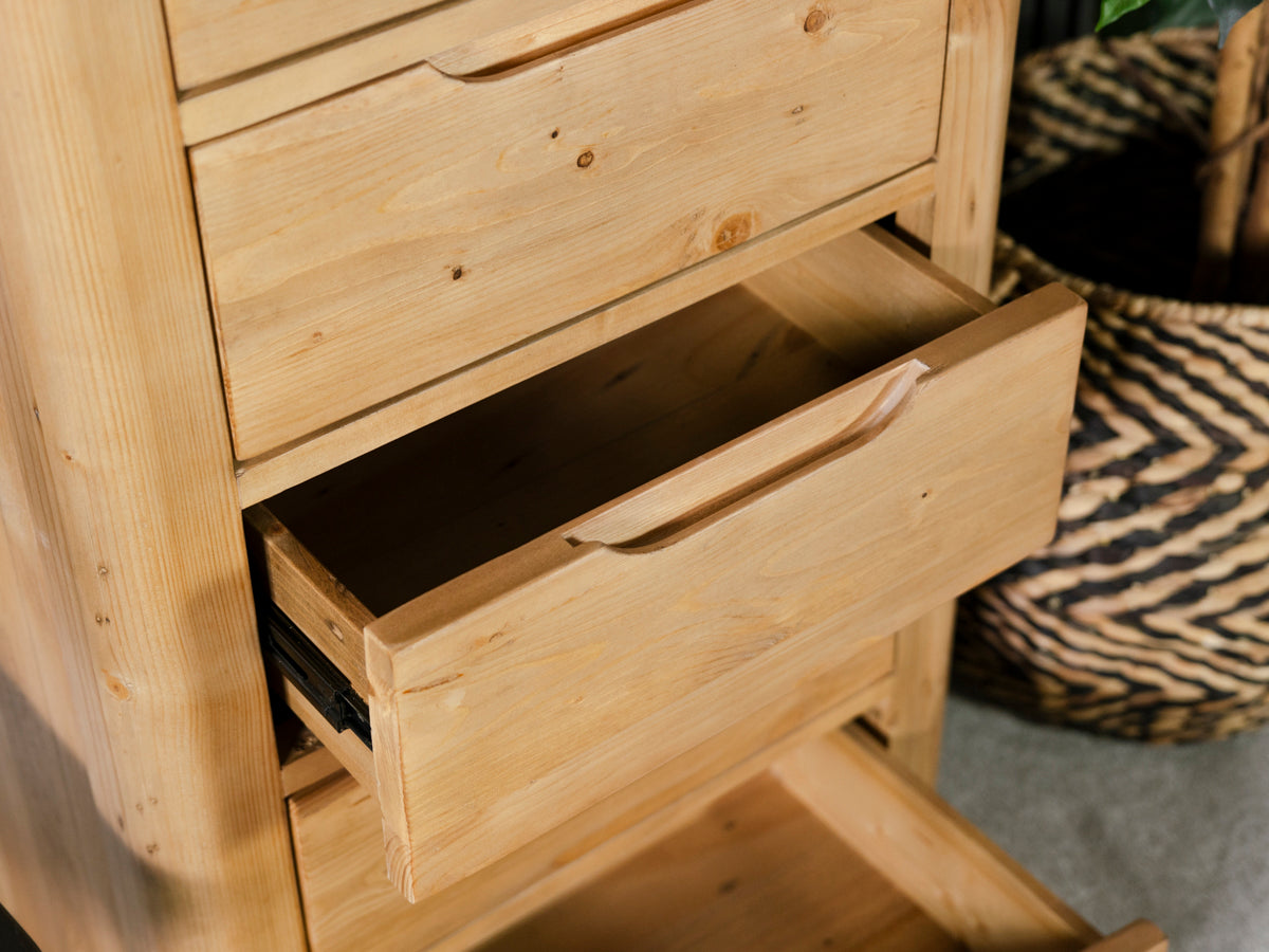 Exeter 5 Drawer Tall Chest
