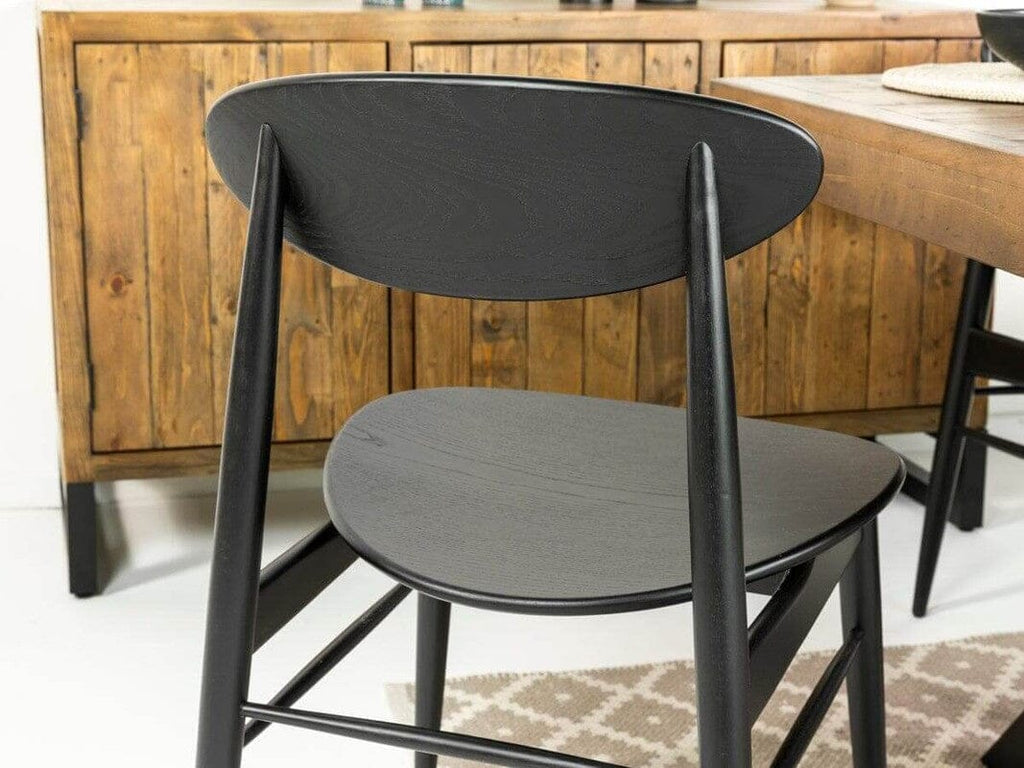 Brooklyn Round Dining Table & Black Gabo Dining Chairs