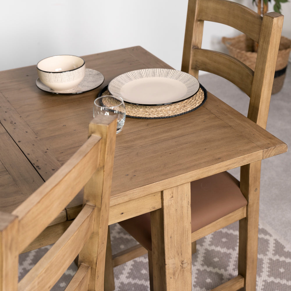 St Ives Extendable Dining Table (120cm - 165cm) & St Ives Dining Chairs